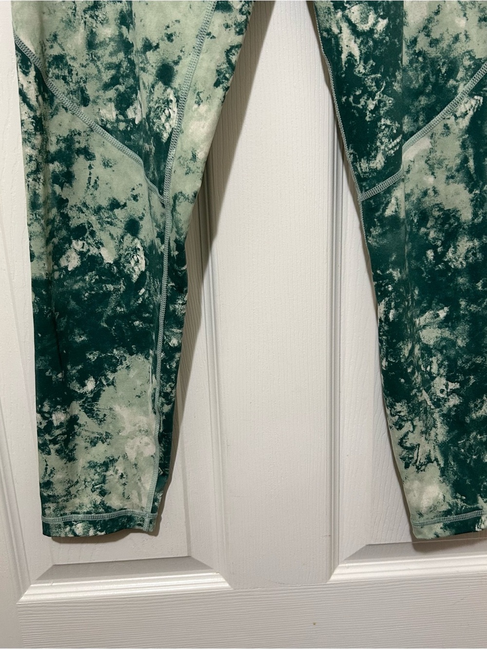 Sweaty Betty Leggings 7/8 Teal White Marble Print Workout Athletic Sz Med - Picture 3 of 8